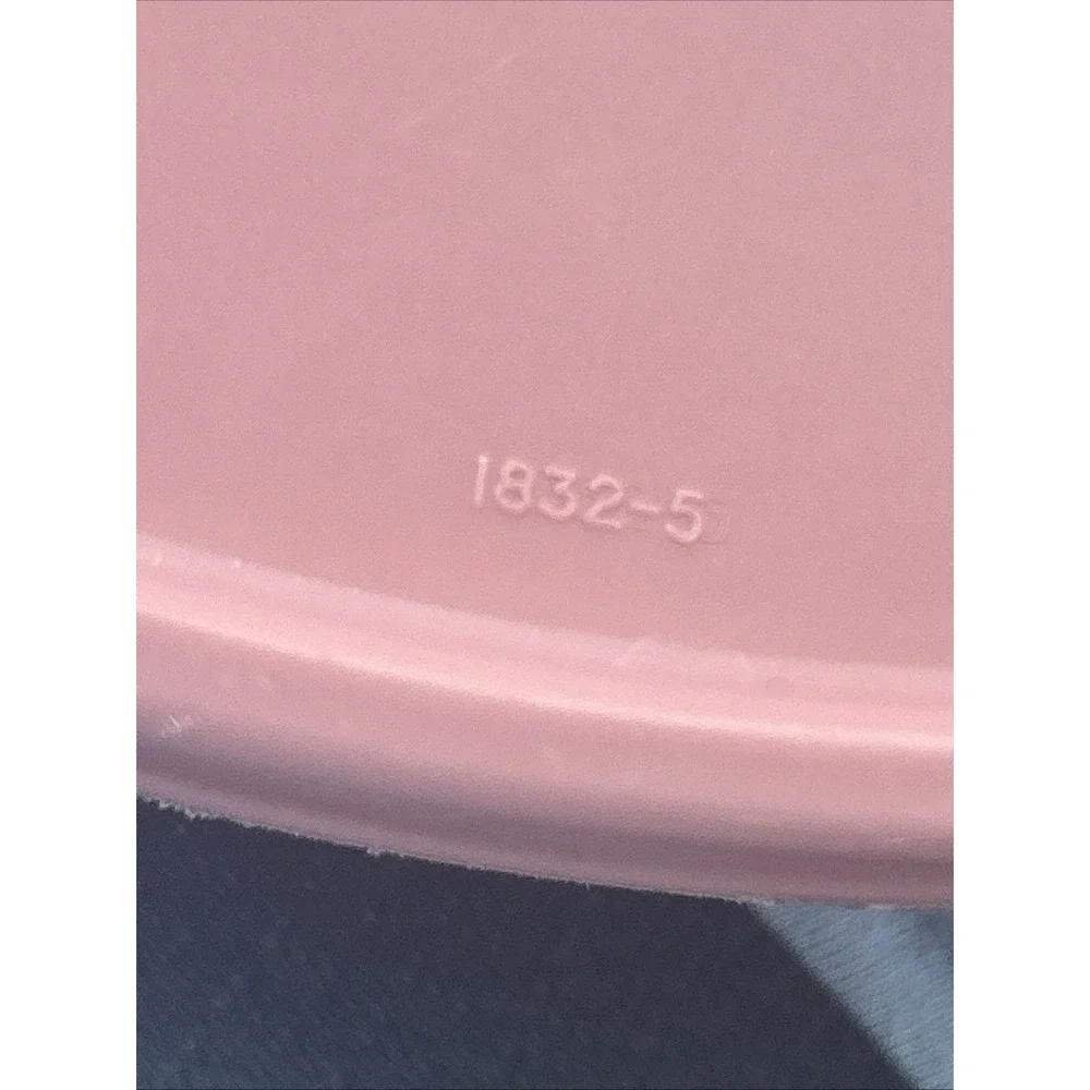 2 VTG TUPPERWARE (1) Round Dome Sheer Replacement Lid #1865-1 And 1 Pink 1832-5